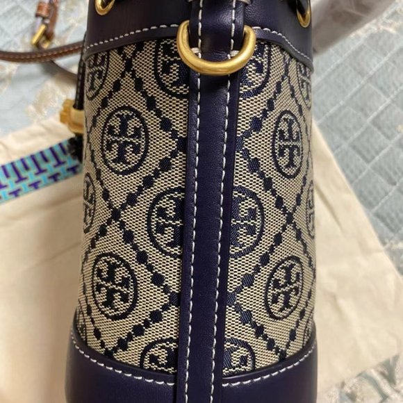 TB Female bag Single shoulder slant bucket bag with clamshell chain